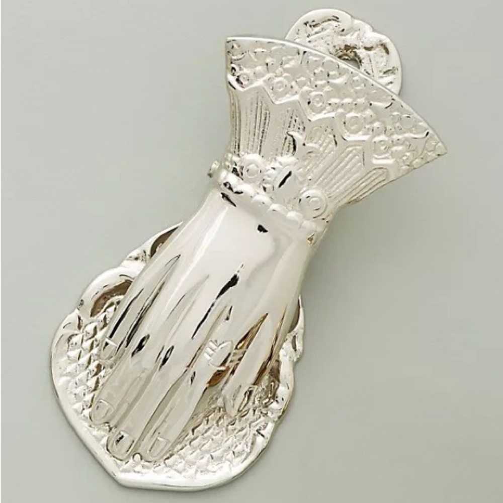 NWT Lace Glove Photo Clip in Silver